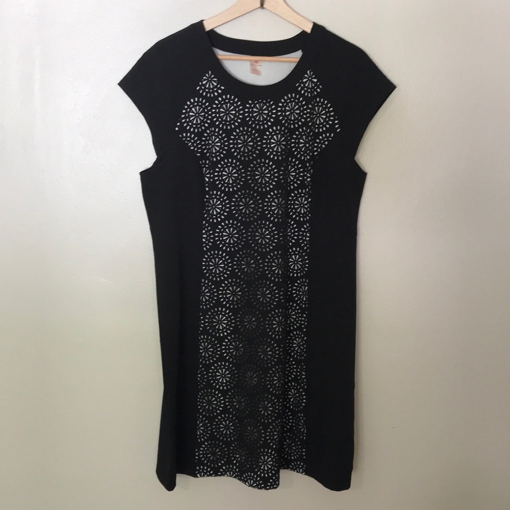Like New Krimson Klover Black and White Dress